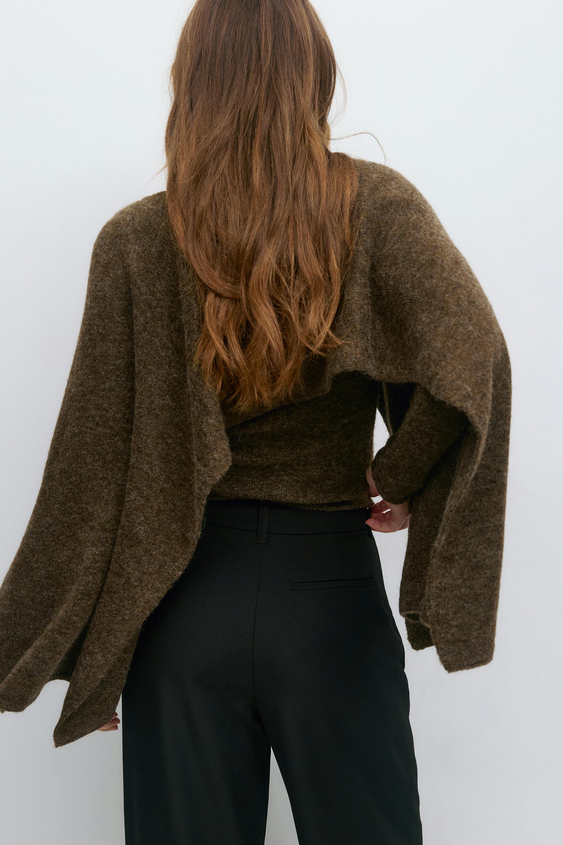 Knitted cape top